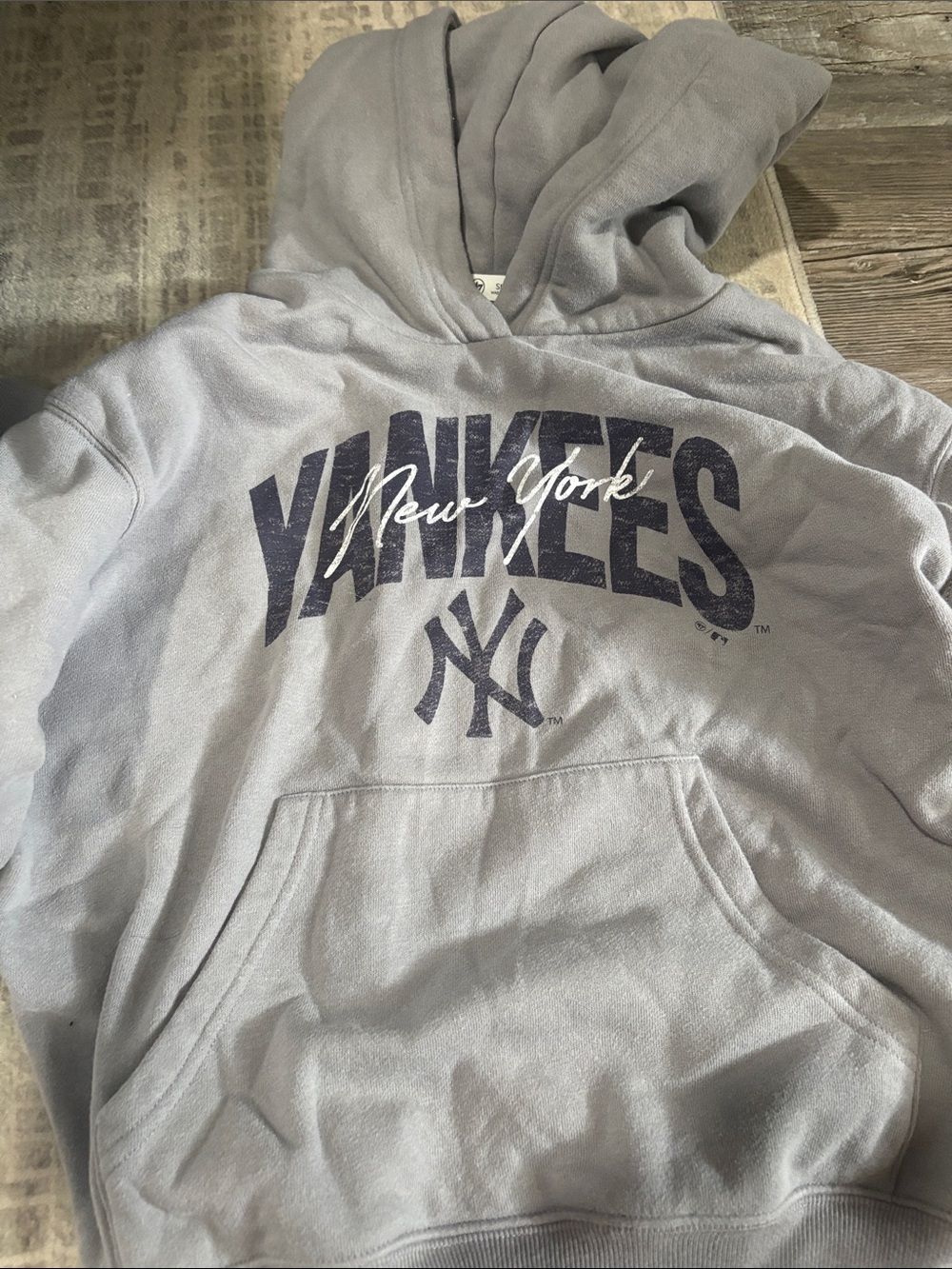 Gray women’s Yankees Hoodie Sweatshirt